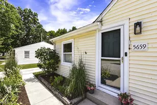 5659 Pleasant St, North Ridgeville, OH 44039 - Photo 3