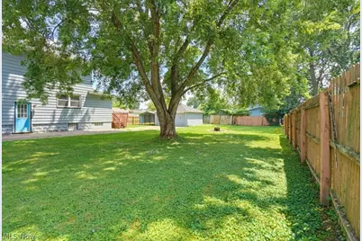 1866 Flint Avenue, Akron, OH 44305 - Photo 33