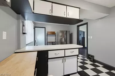1866 Flint Avenue, Akron, OH 44305 - Photo 13