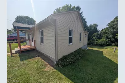 328 Wood Alley, East Liverpool, OH 43920 - Photo 3
