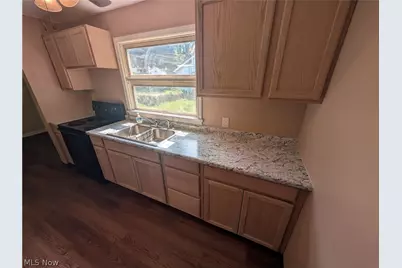 328 Wood Alley, East Liverpool, OH 43920 - Photo 9