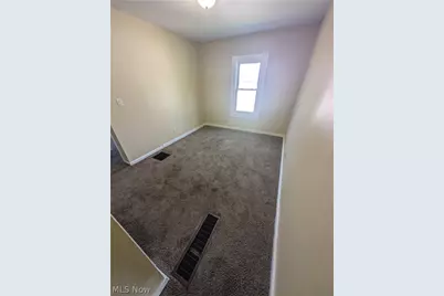 328 Wood Alley, East Liverpool, OH 43920 - Photo 11
