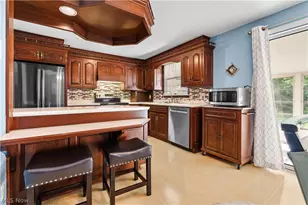 2668 Serra Vista Dr, Stow, OH 44224 - Photo 7