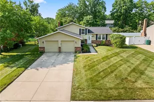 2668 Serra Vista Dr, Stow, OH 44224 - Photo 35