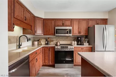 1254 Village Parkway, Tallmadge, OH 44278 - Photo 9