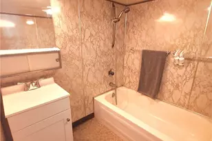 1127 Pearl St, Martins Ferry, OH 43935 - Photo 25