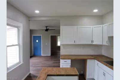 2334 W 38th Street, Loveland, OH 44113 - Photo 11