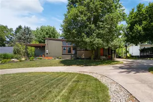 6079 Fulton Dr NW, Canton, OH 44718 - Photo 1