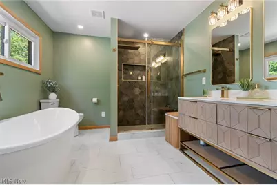 6079 Fulton Drive NW, Canton, OH 44718 - Photo 15