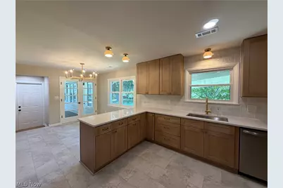 7221 Rosedale Drive, Mentor, OH 44060 - Photo 11