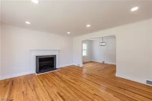 17606 Chagrin Blvd, Huber Heights, OH 44120 - Photo 7