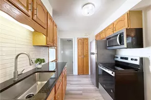 522 Eastern Heights Blvd, Elyria, OH 44035 - Photo 17