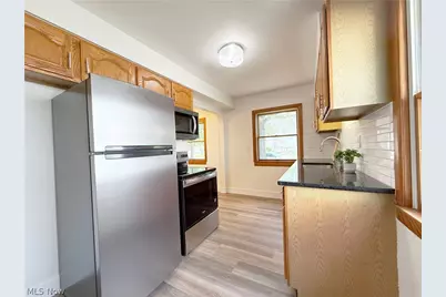 522 Eastern Heights Boulevard, Elyria, OH 44035 - Photo 19
