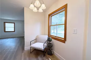 522 Eastern Heights Blvd, Elyria, OH 44035 - Photo 15