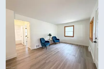 522 Eastern Heights Boulevard, Elyria, OH 44035 - Photo 9