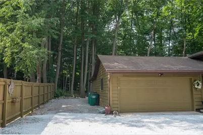 10676 Prouty Road, Concord Twp, OH 44077 - Photo 47