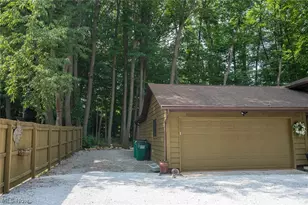 10676 Prouty Rd, Concord Twp, OH 44077 - Photo 47