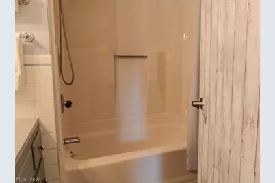 9811 Bellhaven Avenue NW, Uniontown, OH 44685 - Photo 25