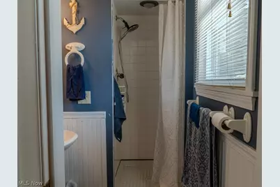 9811 Bellhaven Avenue NW, Uniontown, OH 44685 - Photo 35