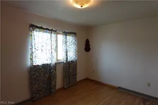1511 N 9th St, Martins Ferry, OH 43935 - Photo 7