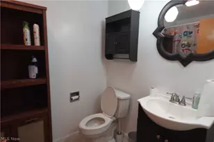1511 N 9th St, Martins Ferry, OH 43935 - Photo 11