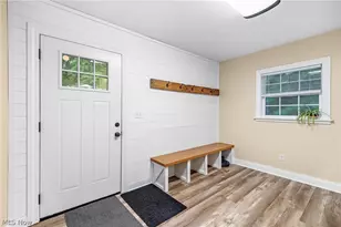 6342 Manchester Rd, New Franklin, OH 44216 - Photo 11