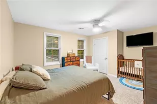 6342 Manchester Rd, New Franklin, OH 44216 - Photo 21