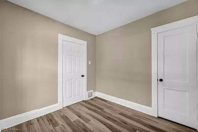 911 Royal Road, Loveland, OH 44110 - Photo 31