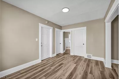 911 Royal Road, Loveland, OH 44110 - Photo 21