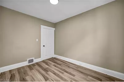 911 Royal Road, Loveland, OH 44110 - Photo 33