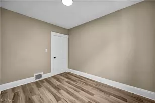 911 Royal Rd, Loveland, OH 44110 - Photo 33