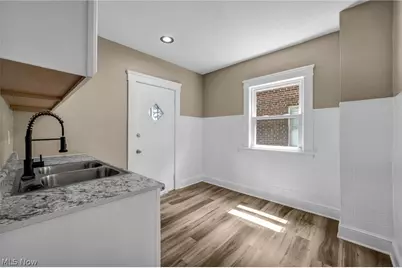 911 Royal Road, Loveland, OH 44110 - Photo 5