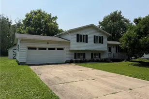 36 Westvue Dr, Tallmadge, OH 44278 - Photo 1