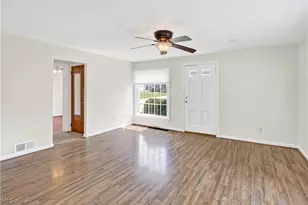 1213 Meadowbrook Blvd, Stow, OH 44224 - Photo 5