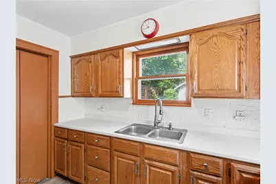 1716 14th Street, Cuyahoga Falls, OH 44223 - Photo 9