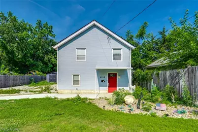 2718 Northland Street, Cuyahoga Falls, OH 44221 - Photo 1