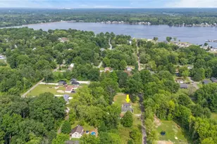 17632 Laurel Ave, Lake Milton, OH 44429 - Photo 11