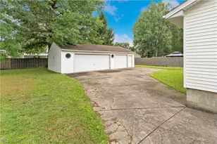 168 Georgetown Pl, Youngstown, OH 44515 - Photo 9