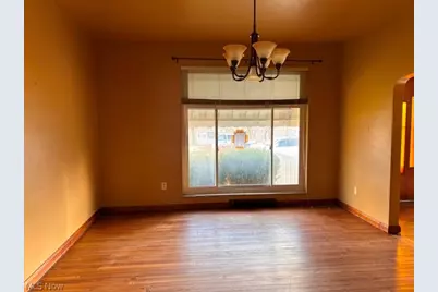 125 Bird Way, Weirton, WV 26062 - Photo 7