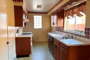 125 Bird Way, Weirton, WV 26062 - Photo 9