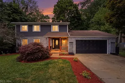 7909 Lake O Springs Avenue NW, North Canton, OH 44720 - Photo 1