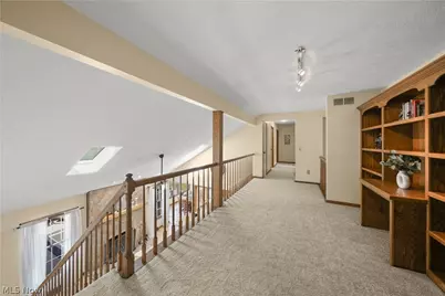 698 Deep Woods Drive, Aurora, OH 44202 - Photo 15