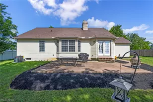 690 Grantwood Ave, Sheffield Lake, OH 44054 - Photo 33
