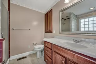 690 Grantwood Ave, Sheffield Lake, OH 44054 - Photo 25