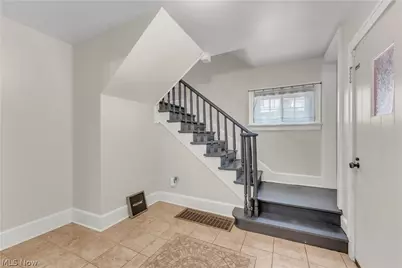 748 Evergreen Drive, Akron, OH 44303 - Photo 11