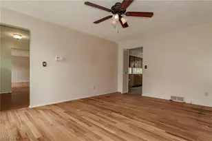 2218 Croydon Rd, Twinsburg, OH 44087 - Photo 13