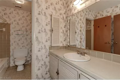 2218 Croydon Road, Twinsburg, OH 44087 - Photo 37