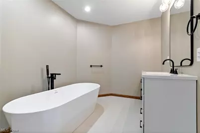9466 Beryl Street NW, Massillon, OH 44646 - Photo 21