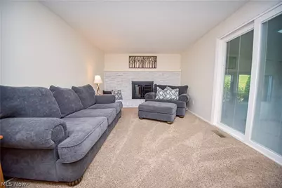 1674 Cloverview Drive, Green, OH 44685 - Photo 15