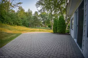 1674 Cloverview Dr, Green, OH 44685 - Photo 45